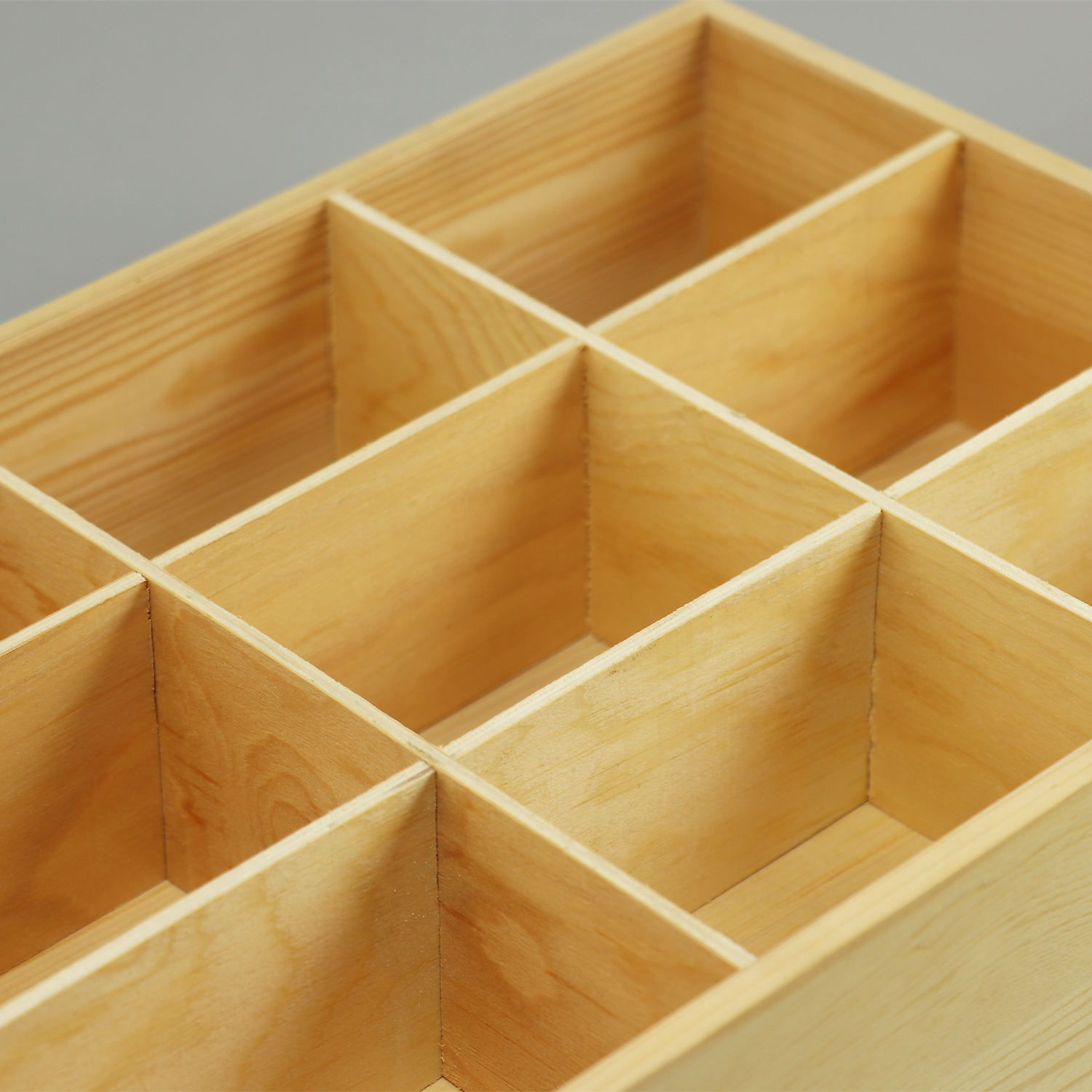Wooden Crafts Factory Solid Wood Storage Snack Box Tea Bags Tray Pine Wood Divided Coworkers Gifts Serving Case