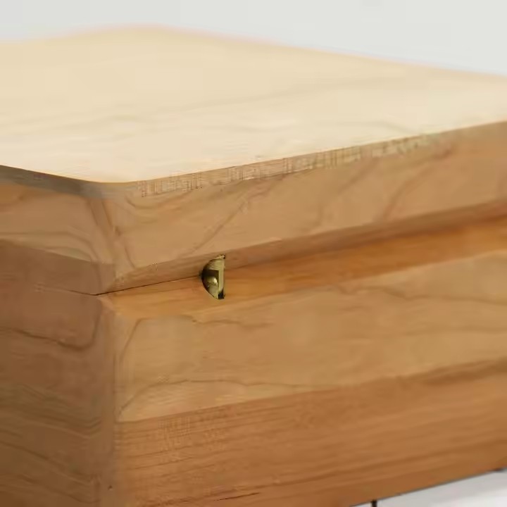 Custom logo Pine Wood square Compartment Essential Oil Bottle Packaging Boxes