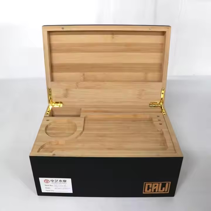 FSC&BSCI Bamboo Wooden Smoking Boxes Magnetic Stash Box With Rolling Tray Grinder Smell Proof Jars Wood Cigar Box