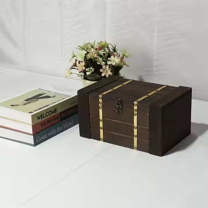 Home Decoration Customized Size Logo Color Handmade Wood and Leather Wooden Pirate Treasure Chest Box