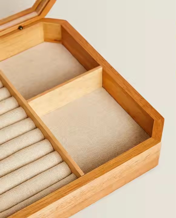 Factory Custom E-co Friendly Desktop Jewelry Box Wooden Storage Box with Lining