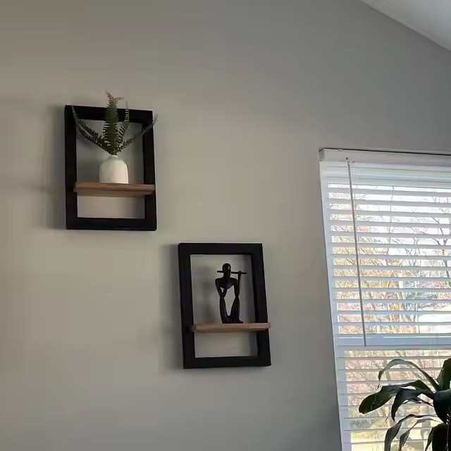 Wall Mounted Rectangle Wooden Shelves Display Wood Wall Rack Customized Decorative Frame with Enclosed Shelf